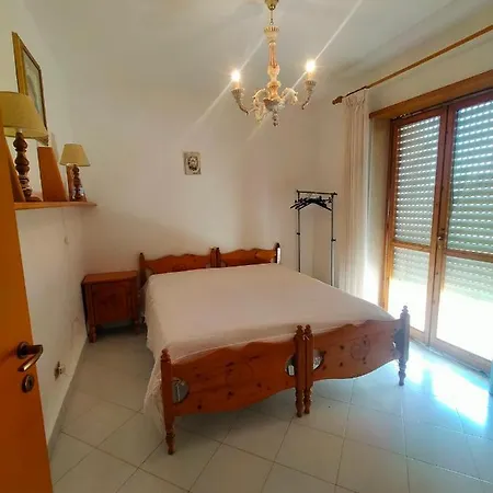 Апартаменты Laura's House